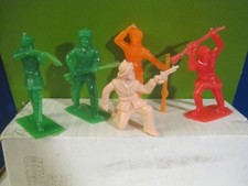 TIM MEE TOYS OF MEXICO FRONTIER PIONEERS PLASTIC ARMY TOY SOLDIERS