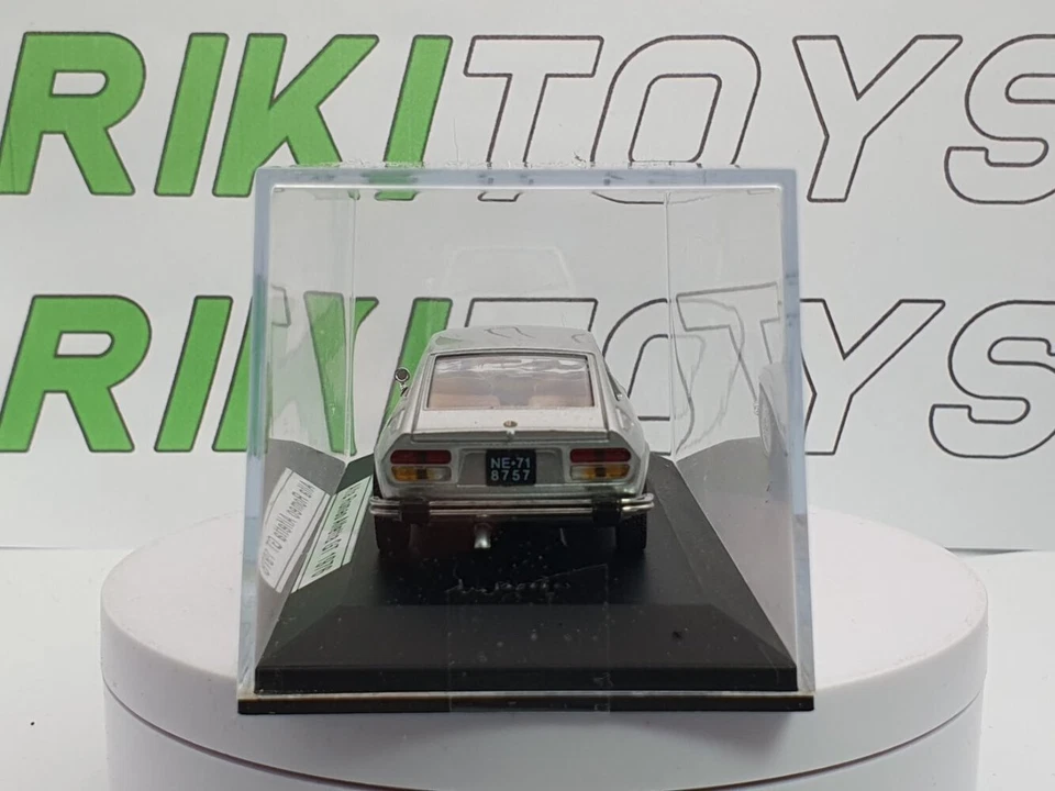 Alfa Romeo Alfetta GT Newsstand 1/43 Silver 1976 - image 4 of 4