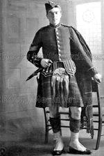 Kvv-129 WWI, Soldier Scottish Kilt and Sporran. Photo