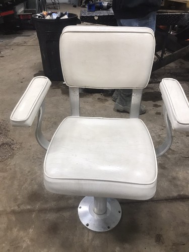 boat captains chair seat with aluminum mount base pedestal