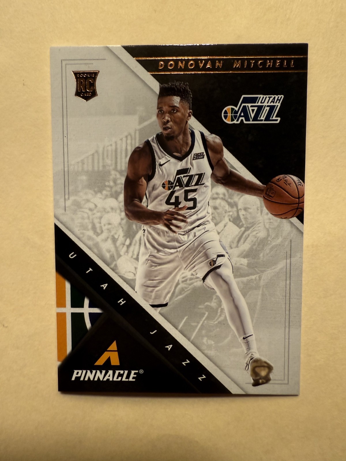 2017-18 Panini Chronicles Pinnacle Donovan Mitchell RC #257 Rookie RC
