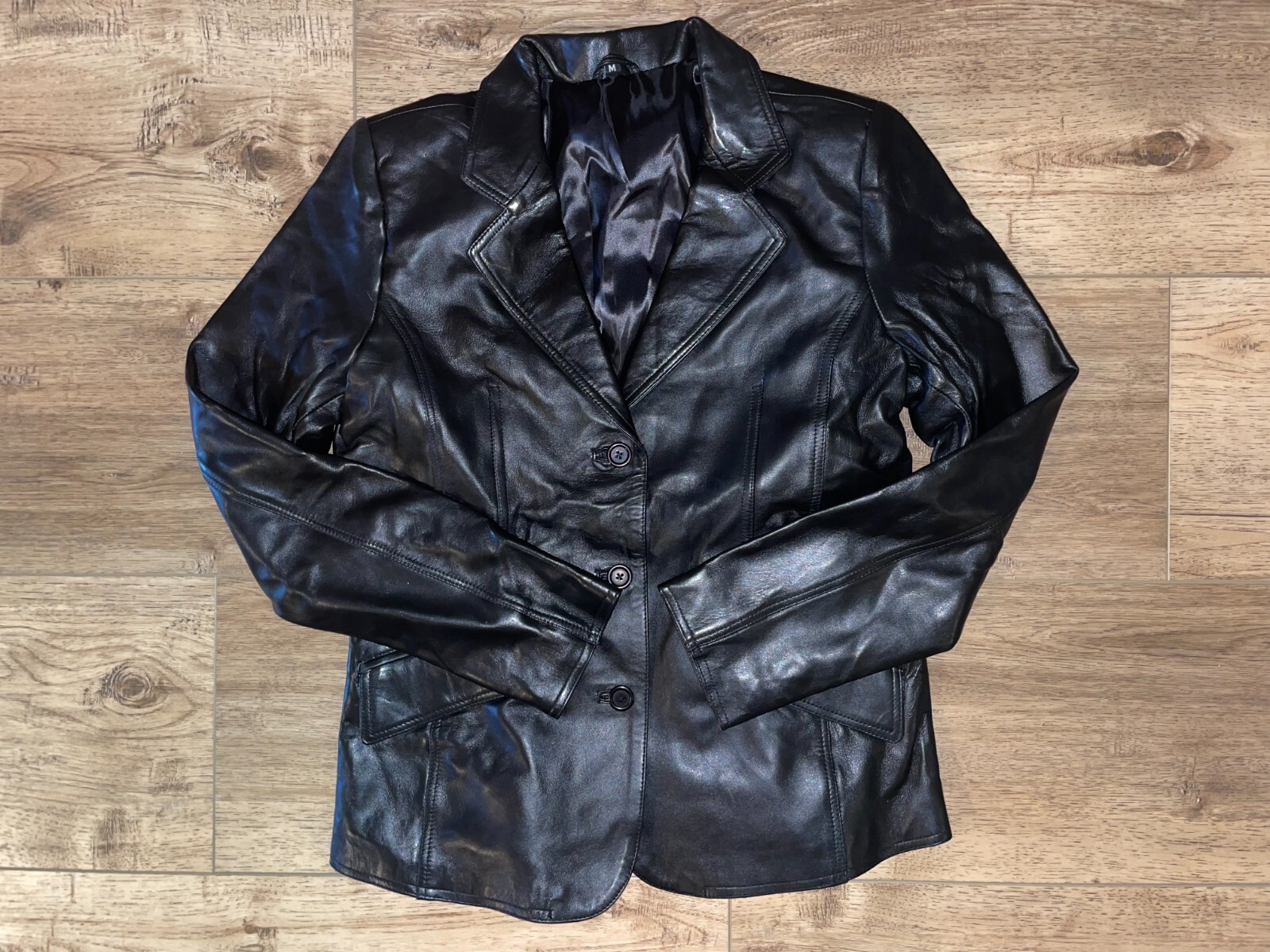 Women's Size M Black Leather Blazer Soft Lambskin Short 3-button Snap Pocket VTG