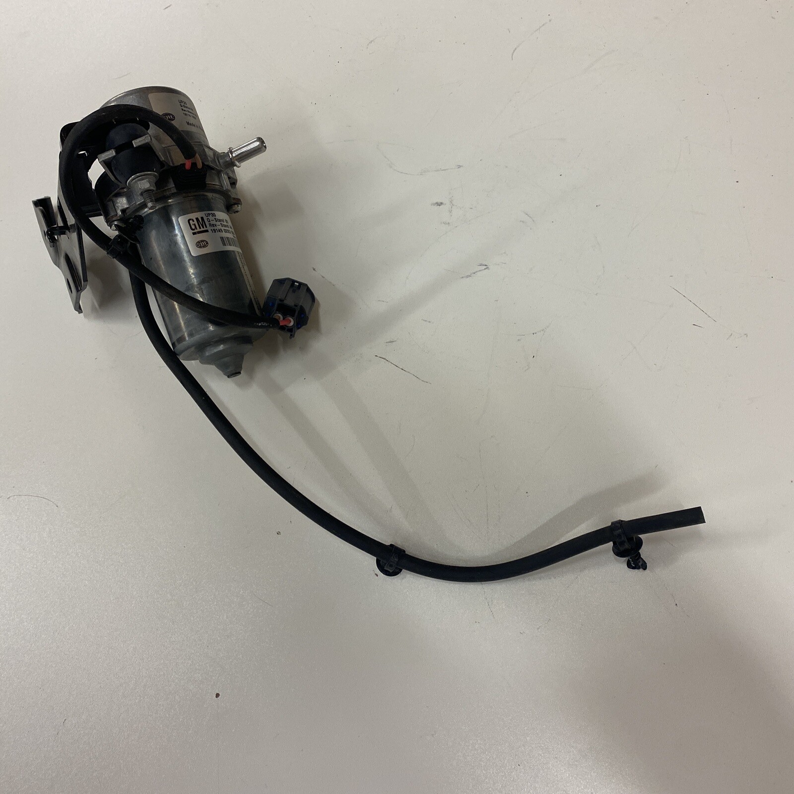 ACDelco GM Genuine Parts Power Brake Booster Vacuum Pump 23409543 