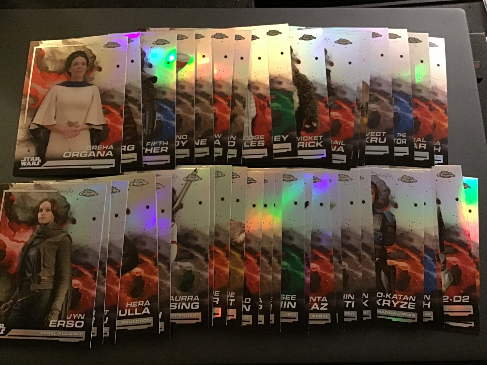 2024 Topps Chrome Star Wars REFRACTORS & INSERTS  pick a card finish your set