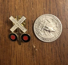 Operation Life Saver Railroad Crossing Safety Lapel Pin (I1)