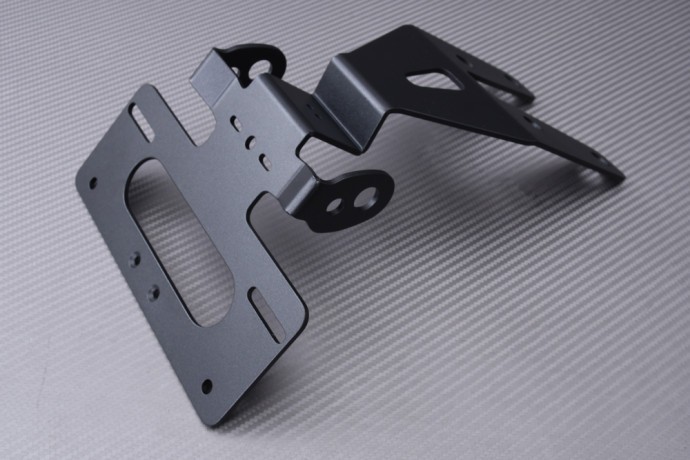 Support de plaque GSX-S 1000 GT 2022-2026 AVDB noir en alu - 3