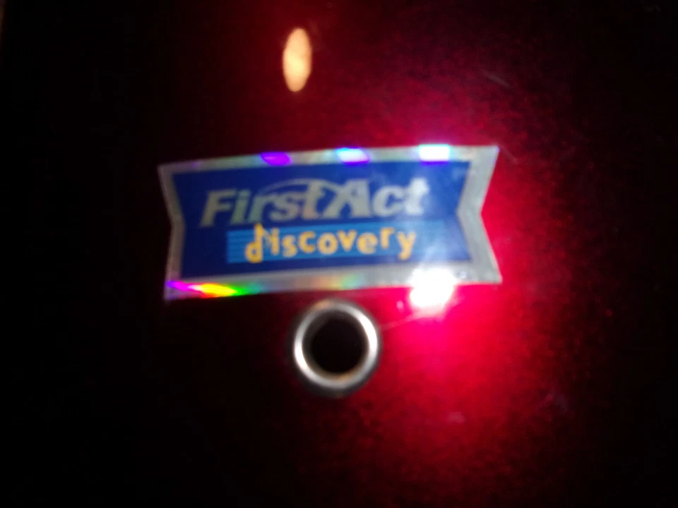 First Act Discovery 13" x 10" Floor Tom Drum Sparkle Red juvenil/juego de batería de bolsillo Foto 2 de 4