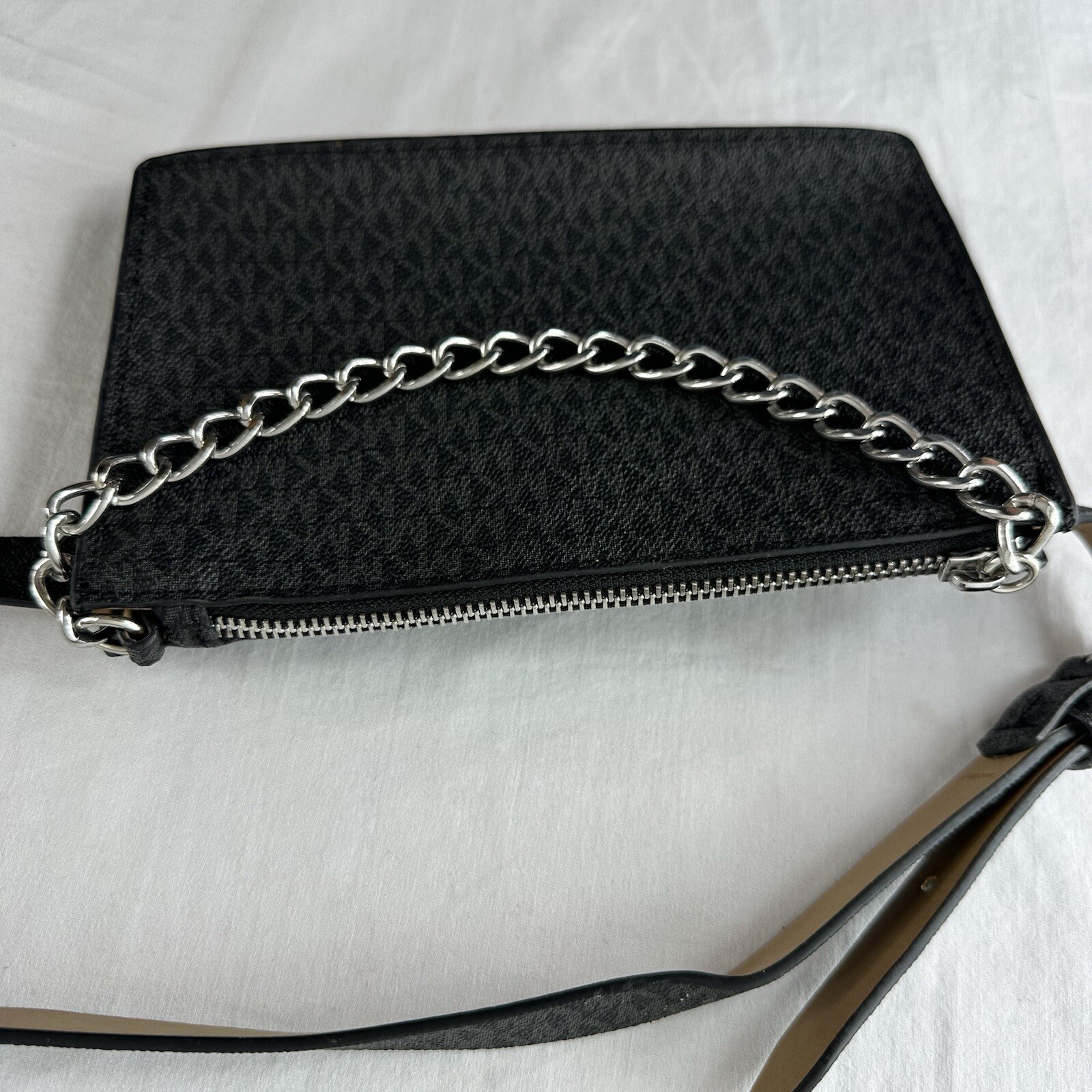 Michael KORS MK Signature Logo Pull Chain Belt Bag Fanny Pack Black Size Medium thumbnail 10