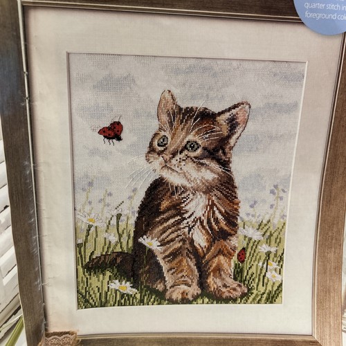 Cross Stitch GOLD Magazines, Issue 153 - Picture 12 of 14