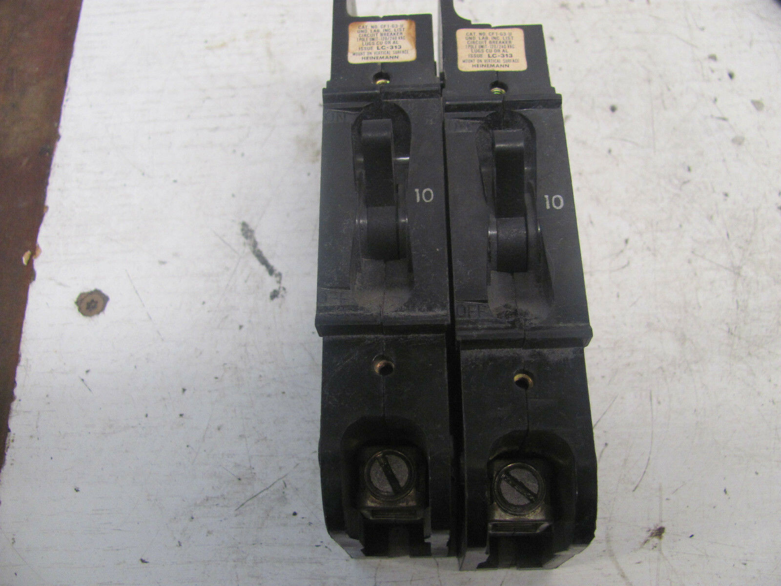 LOT OF 2 HEINEMANN CIRCUIT BREAKER CF1G3U 10 AMP eBay