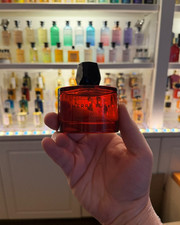 Cherry Punk Extrait de Parfum Room 1015 香水- 一款2023年中性香水