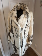 Beautiful Vintage Women’s Mid-length Coney Fur Coat Size 10