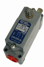 NIB SQUARE D 9007AW16 LIMIT SWITCH SER. D 9007-AW16