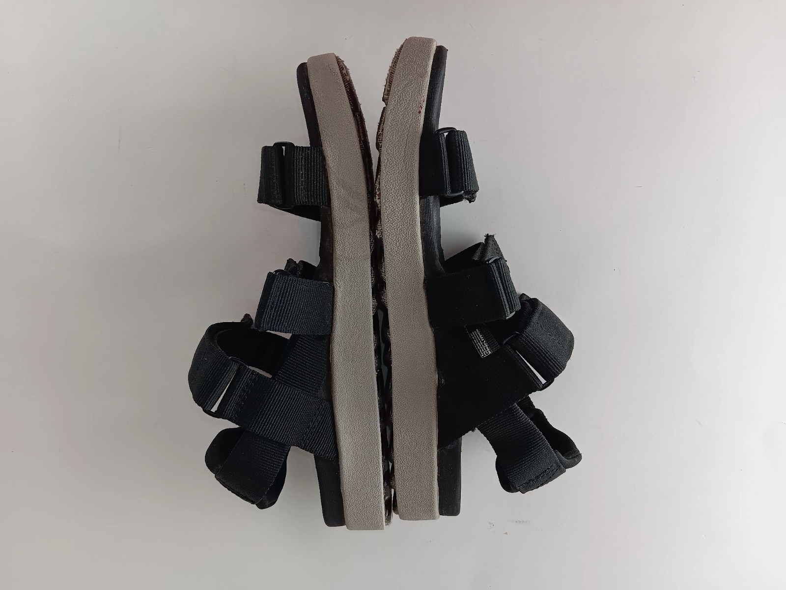 Sandali donna KEEN Sport tre cinturini regolabili con cinturino posteriore taglia 7 5 neri