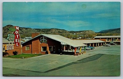 Trade Winds Motel Raton New Mexico Vintage Postcard Mid-Century Roadside