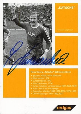 Hans Georg ''Katsche'' Schwarzenbeck UH 2 motifs FC Bayern orig autograph 7191 J