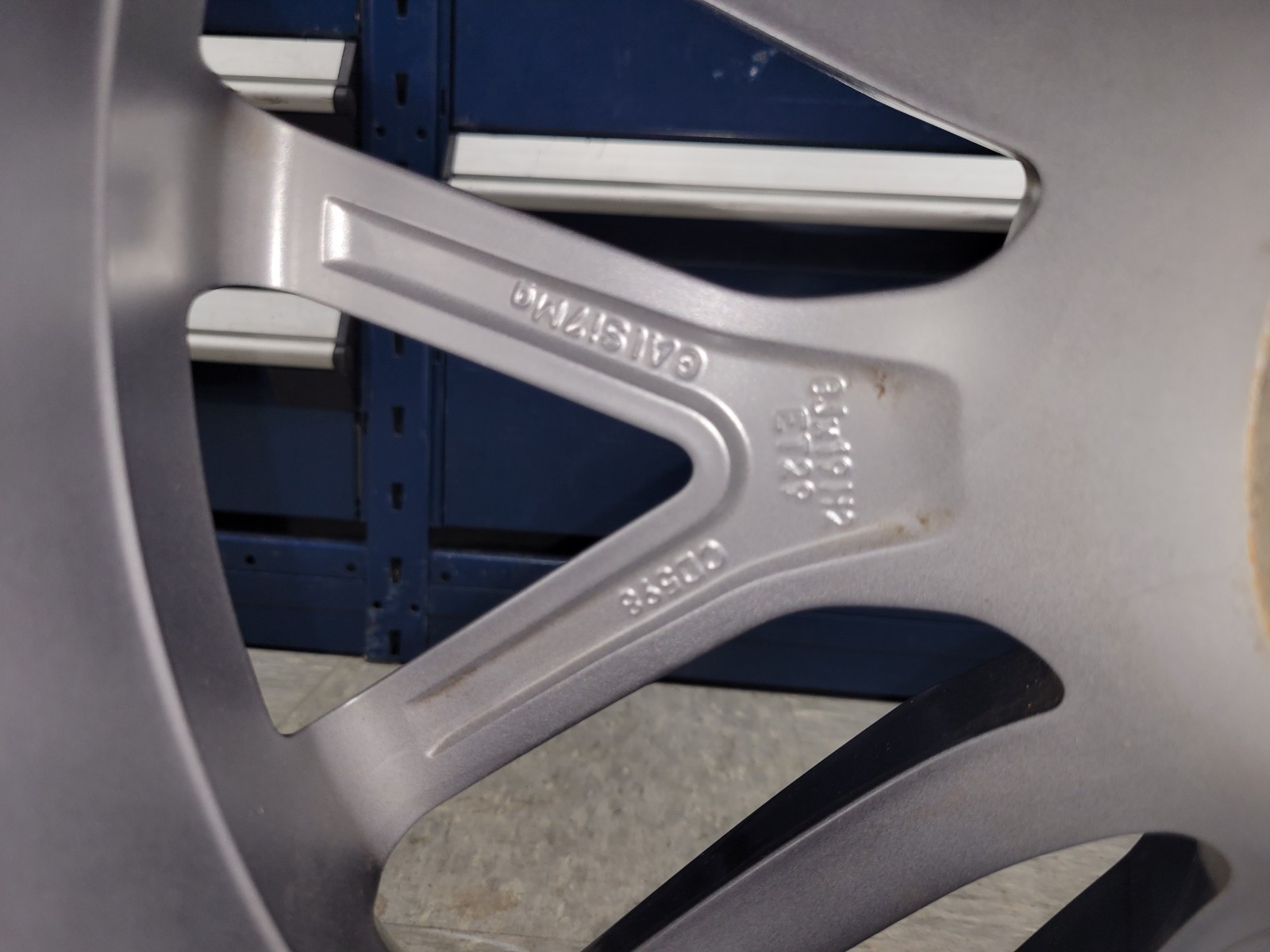 Maserati Grecale 2024 19" OEM Wheel Rim 670167095 2x