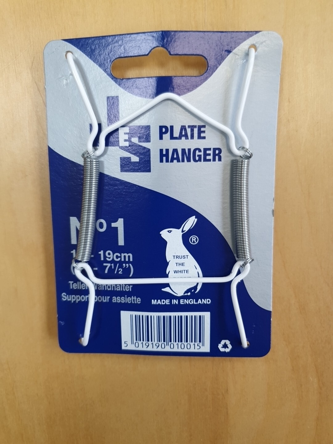 White Wire Plate Hanger Size 1 To Fit Plate 13cm - 19cm (5.5""-7.5"") Quantity x 1