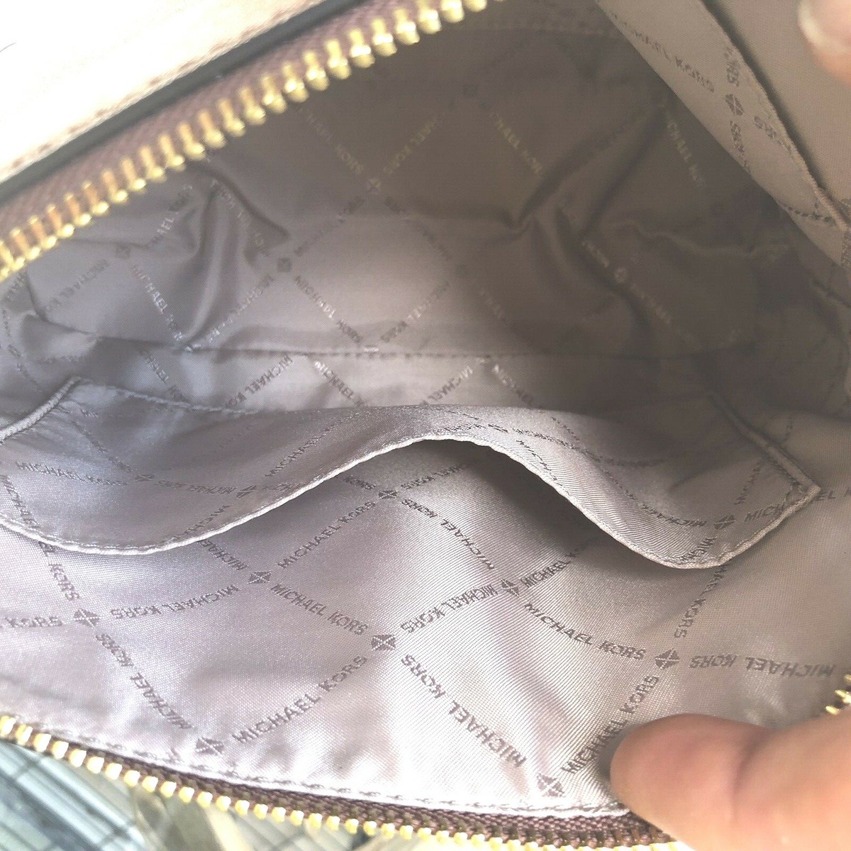 Michael Kors Women Leather Crossbody Purse Messenger Bag Handbag 