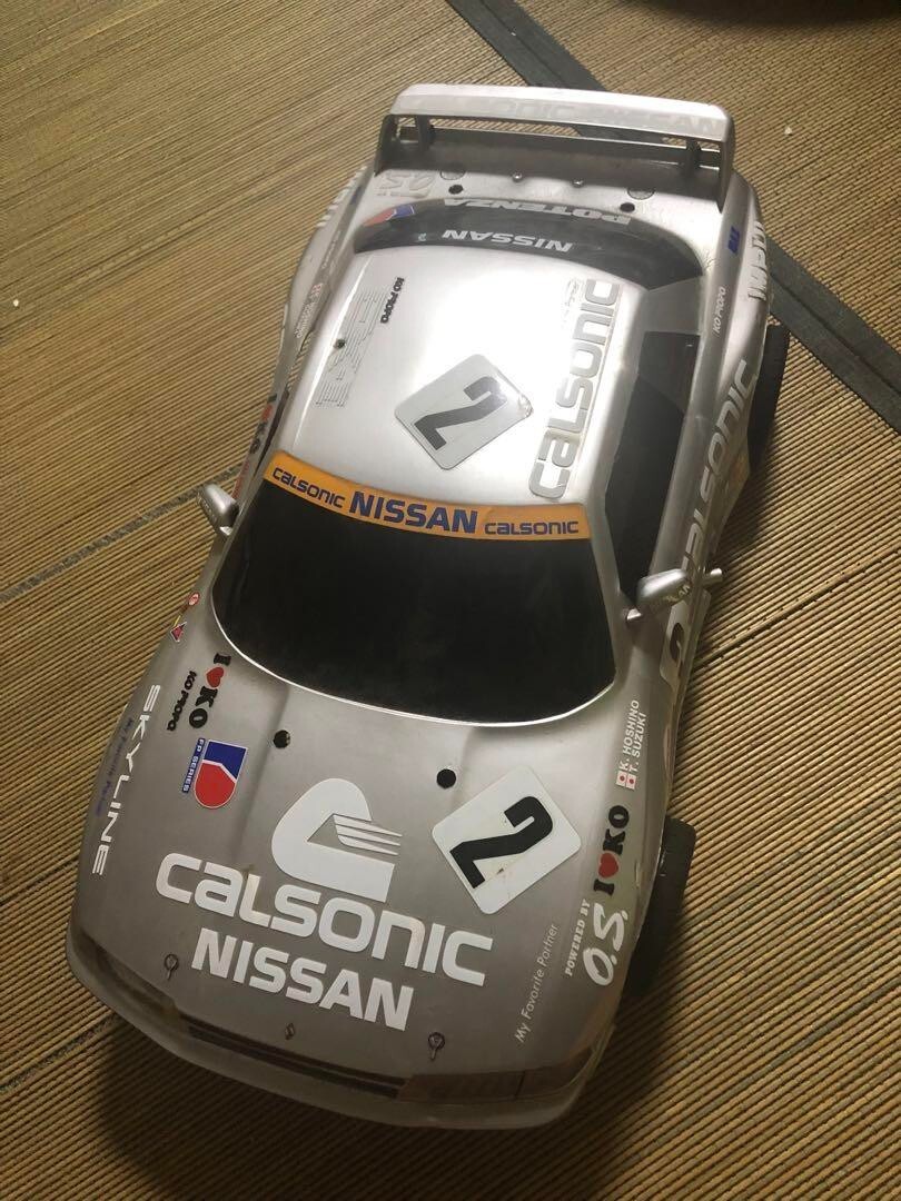 Discountable Radio Controlled Kyosho 1/8 Skyline Calsonic Engine