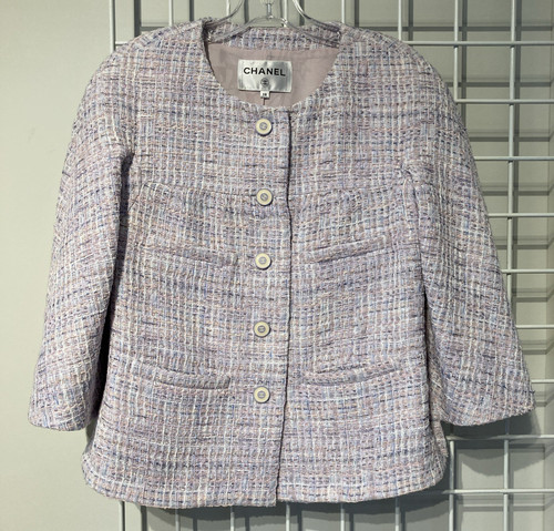 CHANEL 18P 2018 Lavender Bouclé Collarless CC Button Blazer France 38 US6