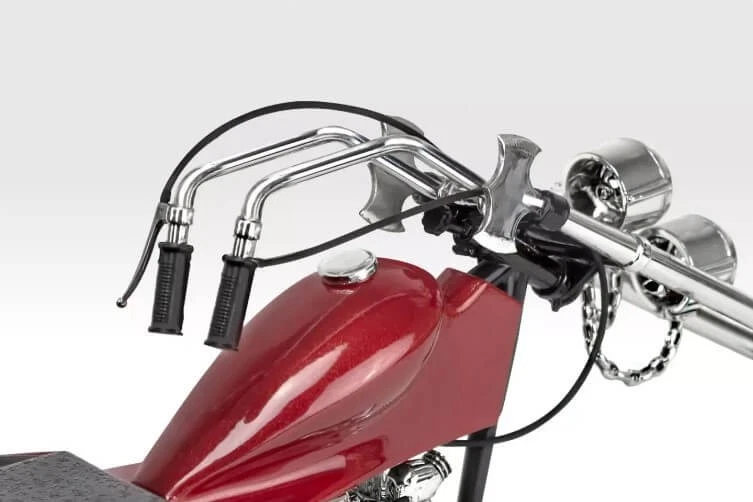 Kit modelo plástico triciclo hierro malvado escala 1:8 Revell 17325 Foto 3 de 4