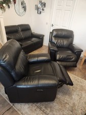 Italian Leather Hand Made 2 Seater Sofa & 2 Electric Recliner Chairs