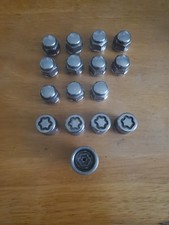 Honda Genuine Oem Used Lug Nuts Wheel Locks Set 19mm 12x1.50 Medium Lug Nuts.