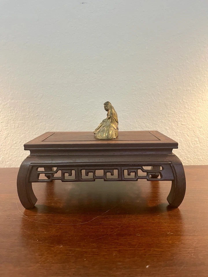 Antiguo pisapapeles chino de cobre dorado somete al león Buda Lohan 驯狮罗汉 Foto 4 de 4