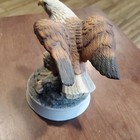 Royal Heritage Americana Birds in Flight Eagle Porcelain Figurine 5.5" Tall — photo 3