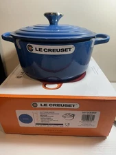 Signature Round Dutch Oven, 4.5 Quart- In Marseille / Blue, New, By: Le Creuset