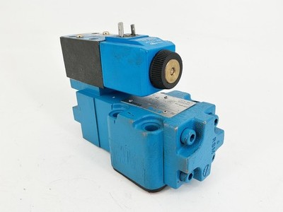 New Eaton Vickers PCG5V-6C-1-E-M-U-B6-11 Solenoid Valve 859617 - No Box