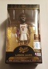 Funko Gold Vinyl Lebron James Chase White Lakers 5” Premium Figure Series 1 — photo 2
