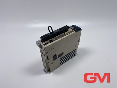 Yaskawa Servopack-Verstärker SGD7S-1R6A00A002 axis amplifier Sigma-7 200V