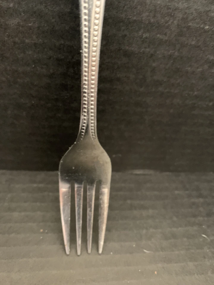 World Tableware Fork Stainless Steel Flatware 61 18/8 Beaded 7 1/2 in Vintage - Image 2 of 4