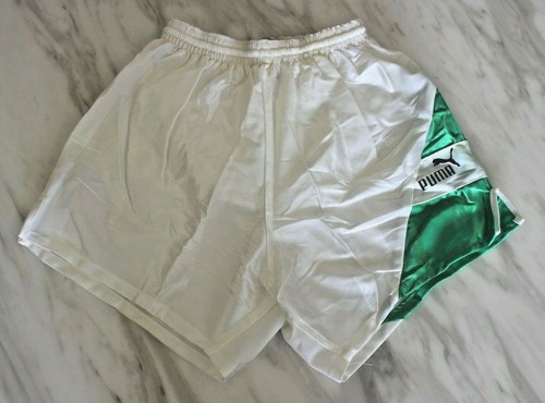 Puma Vintage Fútbol Verde brillante que ejecutan Retro Sport Nylon 90s  Corto Blanco S | eBay