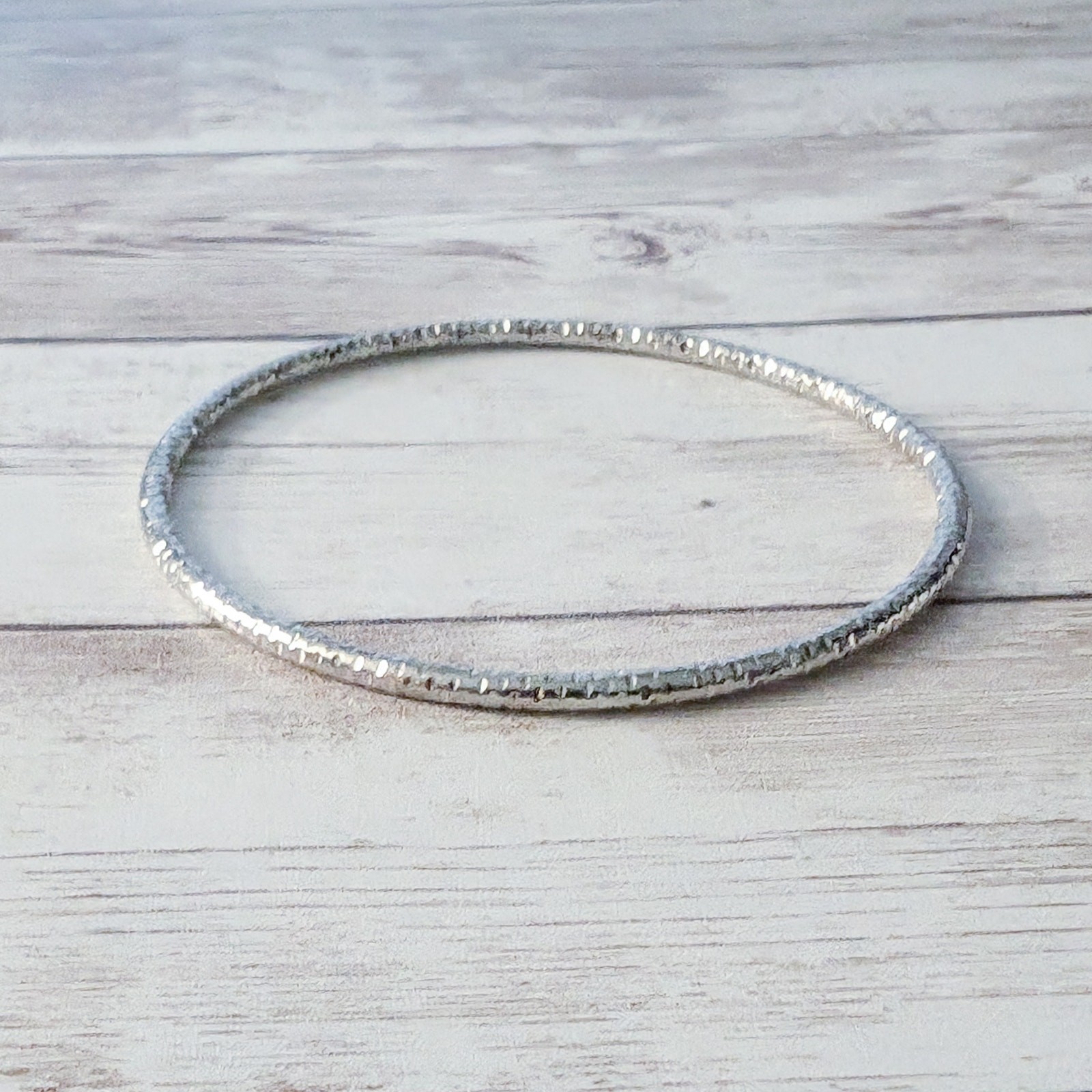 Vintage Bangle Thin Patterned Silver Tone Bracelet - image 4