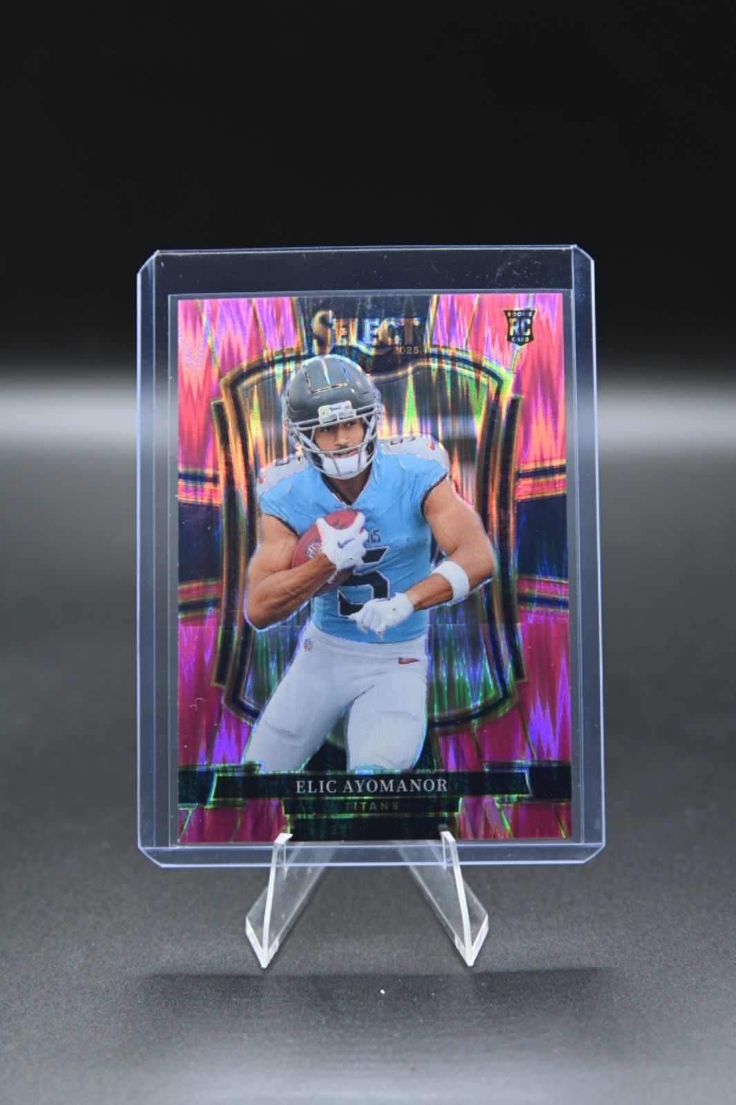 2025 Panini Select - Premier Level Elic Ayomanor #127 Pink Shock Prizm (RC)