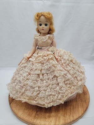 Vintage Madame Alexander Melinda Doll With Bent Knees 9''