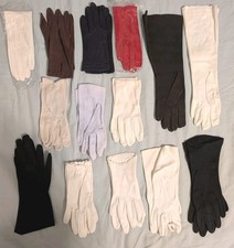 12 Pairs lot of Women  s Vintage Gloves  Opera White. Very Small. NOS Unworn.