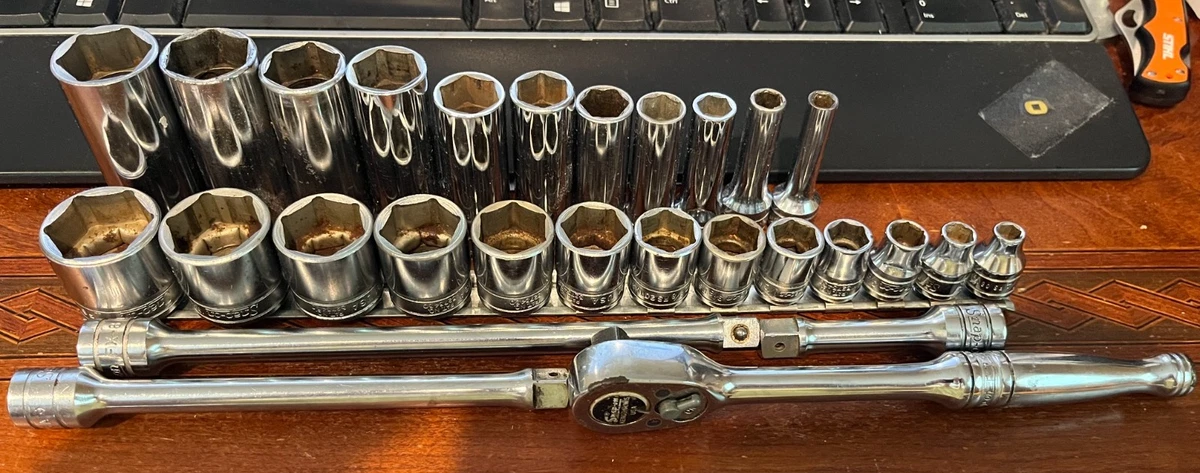 Snap-on Ratchets 3/8in. Drive Vehicle Sockets and Socket Sets for