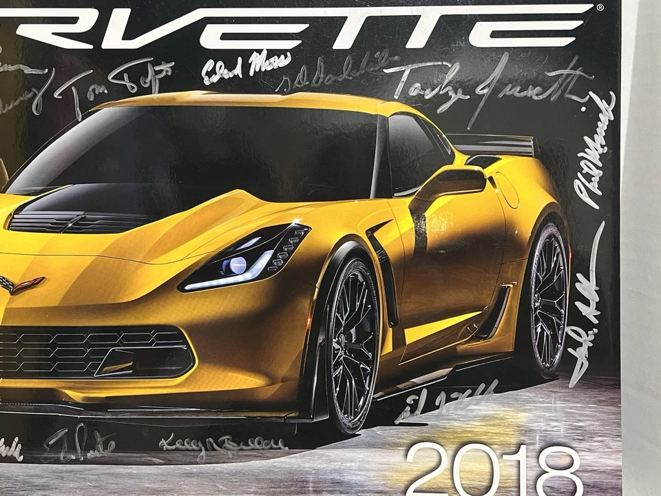 Calendario de pared Art Of Corvette 2018 17x 12 firmado por trabajadores de fábrica Corvette Foto 4 de 4