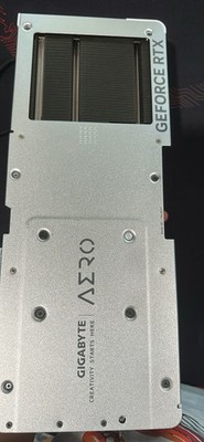 Gigabyte NVIDIA GeForce RTX 4080 Super Aero OC White Edition