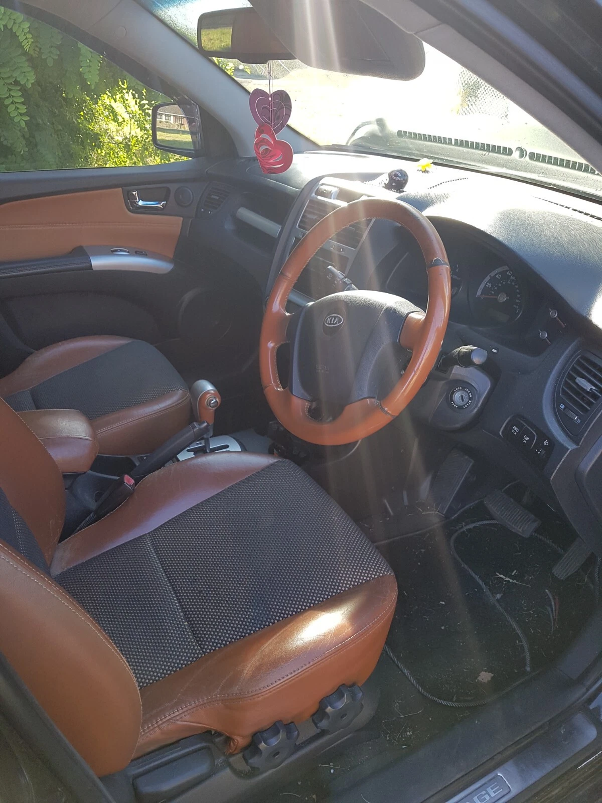 KIA Sportage XS 4WD Automatic (2005) SPARES or REPAIRS - Picture 5 of 9