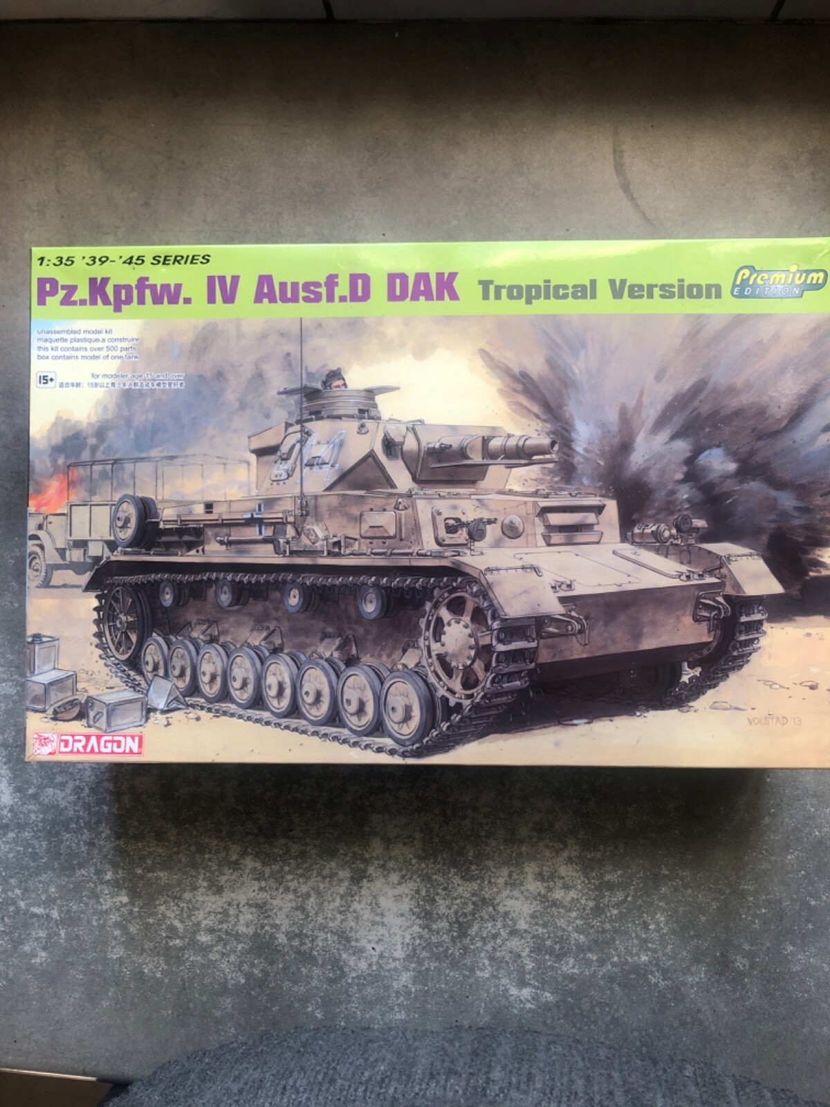 Maquette Dragon Pzkpw IV Ausf D DAK 1/35 avec photodécoupe premium pour collectionneurs