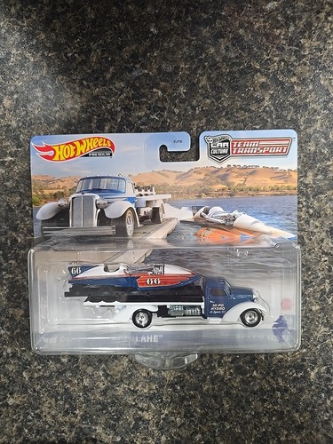 Hot Wheels Premium Mooneyes Diorama Speed Waze Hydroplane Citroën