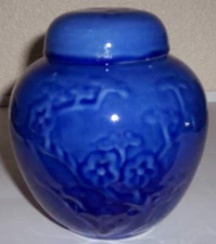 METLOX POTTERY POPPY TRAIL COBALT COVERED INCENSE JAR