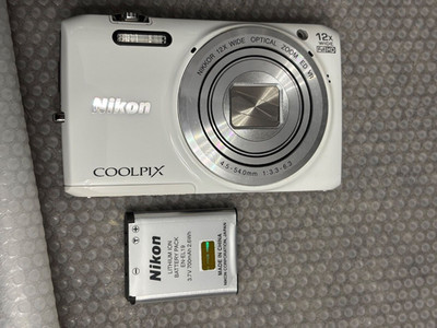 Nikon COOLPIX S6800 White Digital Camera 16.0MP 12x Optical Zoom From JAPAN