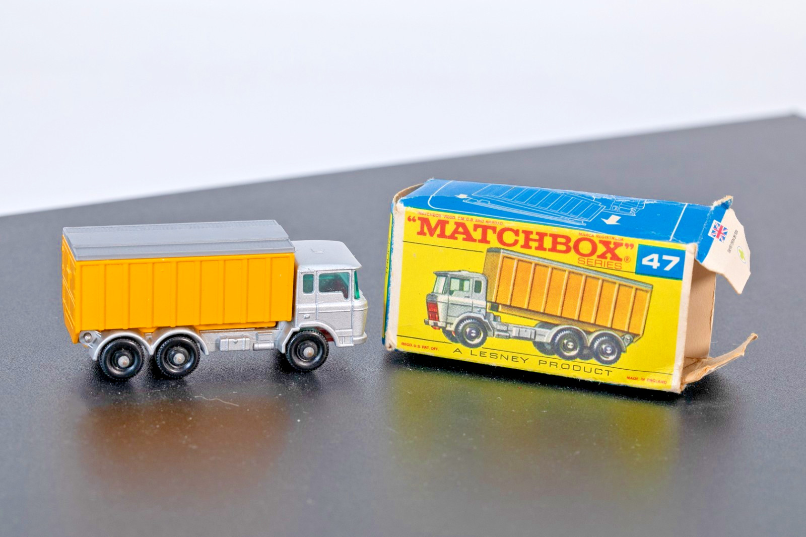 Matchbox 47c, DAF Container Truck - Free Price Guide & Review