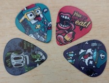 Vier Gitarrenplektren 0,46mm - Bunt Comic - S...